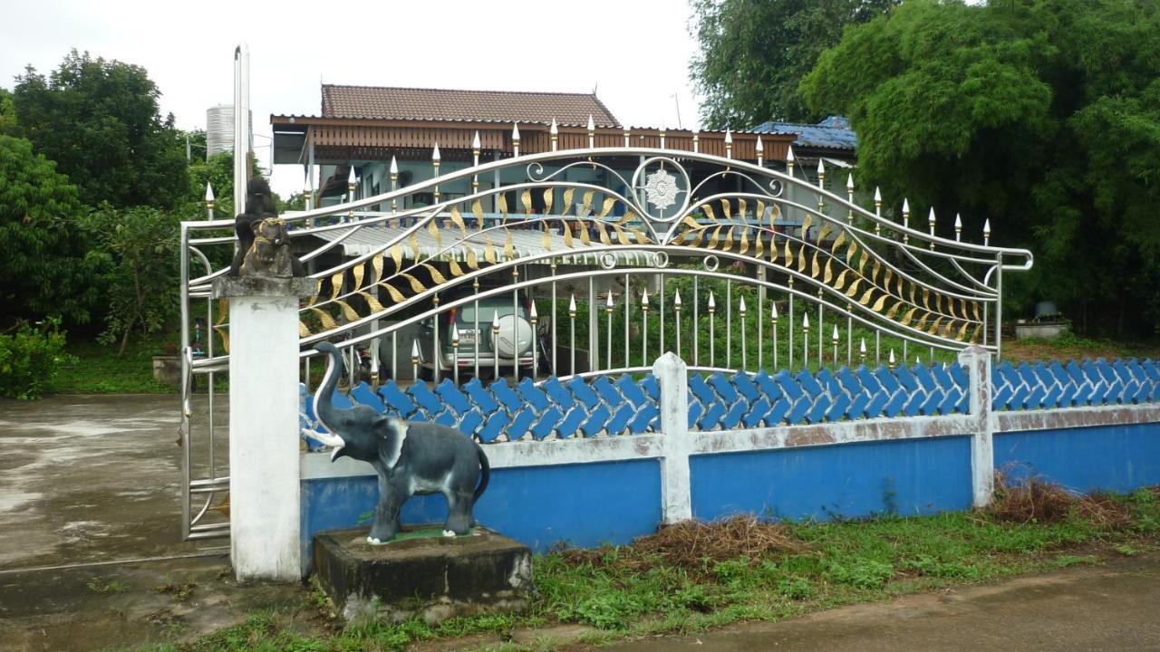 Hotel Tent Konok Ban Huai Dua Esterno foto